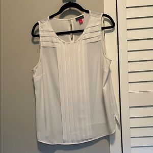 Vince Camuto White Pleated Sleeveless Blouse